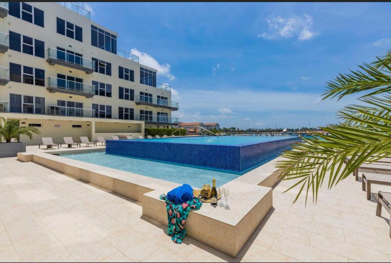 Ocean View Condo Overlooking The Caribbean Sea Oranjestad Zewnętrze zdjęcie